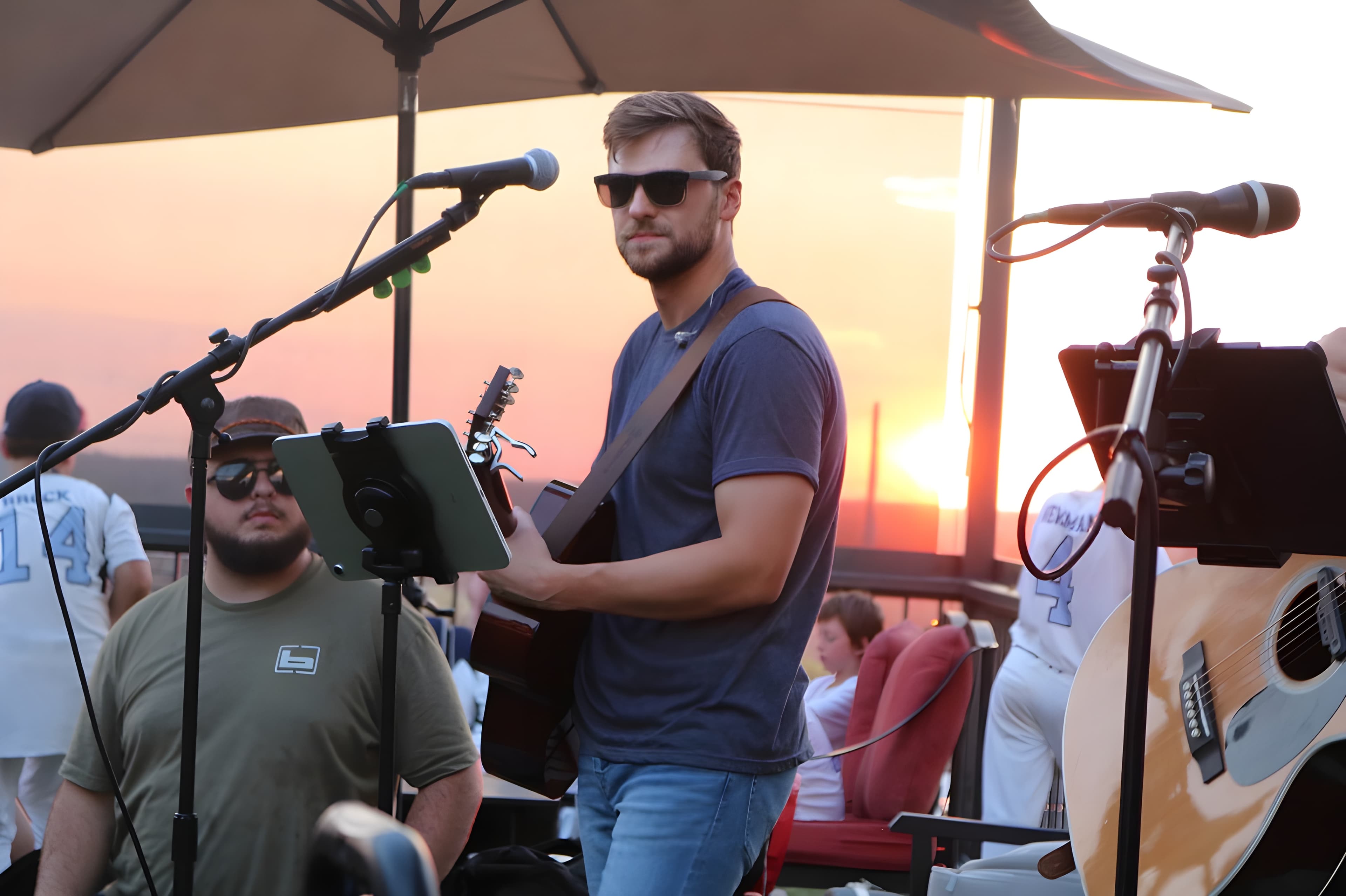 Noah Lynch at The Roof